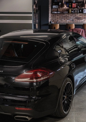 Porsche Panamera cena 155000 przebieg: 168000, rok produkcji 2014 z Bojanowo małe 301